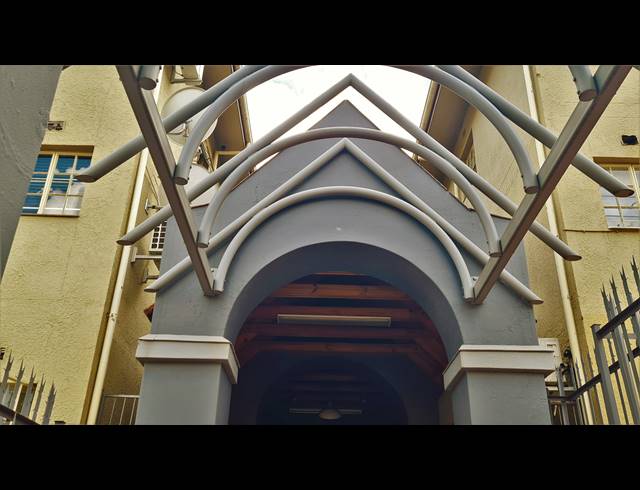 100M² OFFICE FOR SALE IN NELSPRUIT CENTRAL